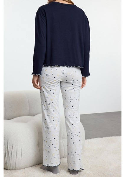Kadın Bisiklet Yaka Geniş Paça Uzun Kol Varaklı Galaksi Desenli Overlok Detaylı Örme Pijama Takımı