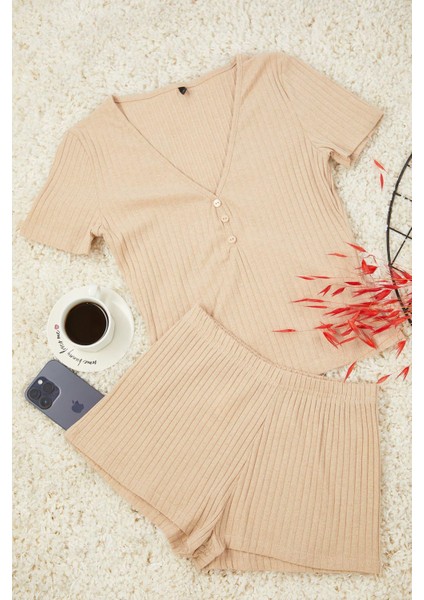 Kadın Moda Şık V Yaka Dar Paça Kısa Kol Düğme Detaylı Fitilli Örme Pijama Takımı
