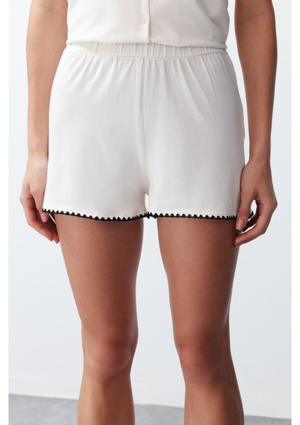 Kadın Moda Gömlek Yaka Boru Paça Kısa Kol Premium Nakış Detaylı Modal Gömlek-Şort Örme Pijama Takımı
