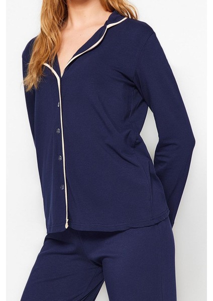 Kadın Moda Gömlek Yaka Boru Paça Uzun Kol Lacivert Pamuklu Biyeli Gömlek-Pantolon Örme Pijama Takımı