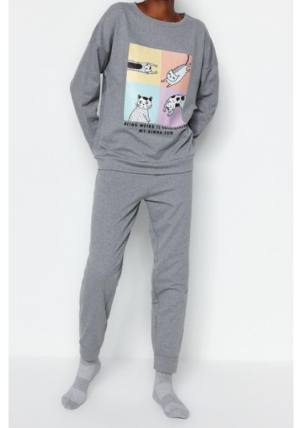 Kadın Moda Şık Bisiklet Yaka Boru Paça Uzun Kol Pamuklu Baskılı Örme Pijama Takımı