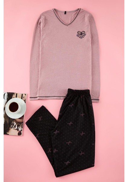Kadın Moda Şık V Yaka Boru Paça Uzun Kol Pijama Takımı