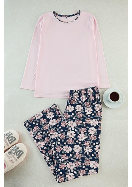 Kadın Moda Şık Büyük Beden Bisiklet Yaka Dar Paça Uzun Kol Çiçek Desenli Desenli Örme Pijama Takımı