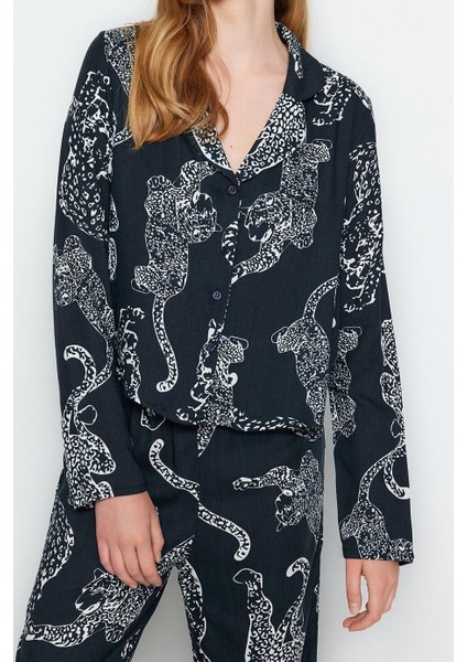 Tarz Rahat Uzun Kollu Boru Paça Kaplan Desenli Viskon Dokuma Pijama Takımı modelleri