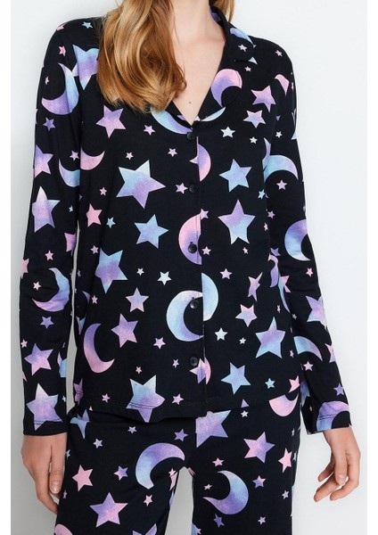 Tarz Rahat Uzun Kollu Boru Paça Pamuk Galaksi Desenli Gömlek-Pantolon Pijama Takımı