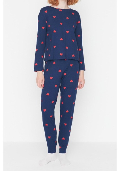Tarz Rahat Uzun Kollu Boru Paça %100 Pamuklu Kalpli Örme Pijama Takımı