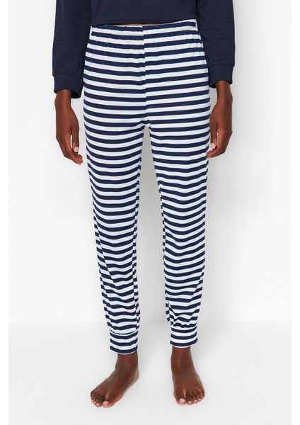 Tarz Rahat Uzun Kollu Lastikli Paça Pamuklu Ayıcık Baskılı Örme Pijama Takımı