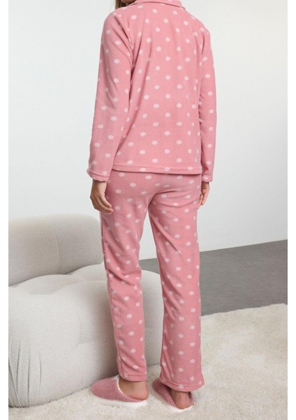 Tarz Rahat Uzun Kollu Boru Paça Kış Temalı Cepli Polar Kışlık Örme Pijama Takımı