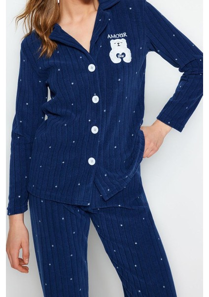 Tarz Rahat Uzun Kollu Boru Paça Puantiyeli Hayvan Baskılı Polar Kışlık Örme Pijama Takımı