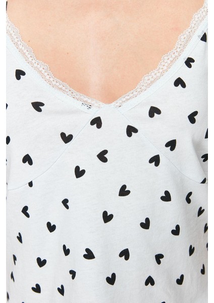 Tarz Rahat Kolsuz Kol Boru Paça Uçuk Pamuklu Kalpli Dantel Detaylı Ip Örme Pijama Takımı fiyatları