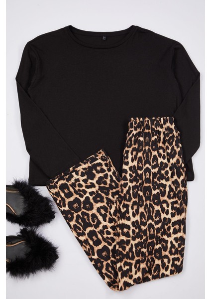 Tarz Rahat Uzun Kollu Geniş Paça Pamuklu Leopar Desenli Örme Pijama Takımı