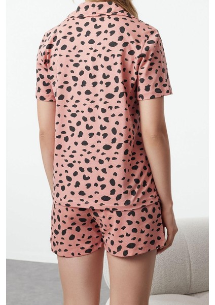 Tarz Rahat Kısa Kollu Boru Paça %100 Pamuklu Leopar Desenli Örme Pijama Takımı