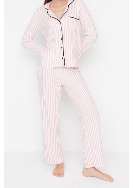 Tarz Rahat Uzun Kollu Geniş Paça Pamuklu Çizgili Biyeli Örme Pijama Takımı