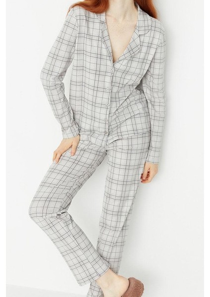 Tarz Rahat Uzun Kollu Boru Paça Pamuklu Ekoseli Örme Pijama Takımı