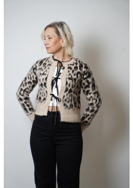 Bağcık Detay Leopar Hırka