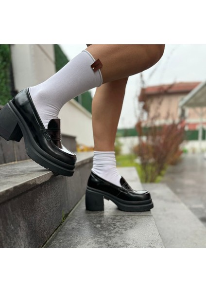 Solidsocks Kadın Soket Çorap Günlük Kullanım Bambu Roll Model Dikişsiz Burun Deri Etiket Detaylı (Beyaz Renk)