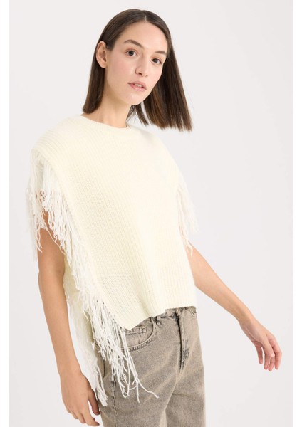 Relax Fit Bisiklet Yaka Selanik Püsküllü Triko Süveter E5568AX24CW