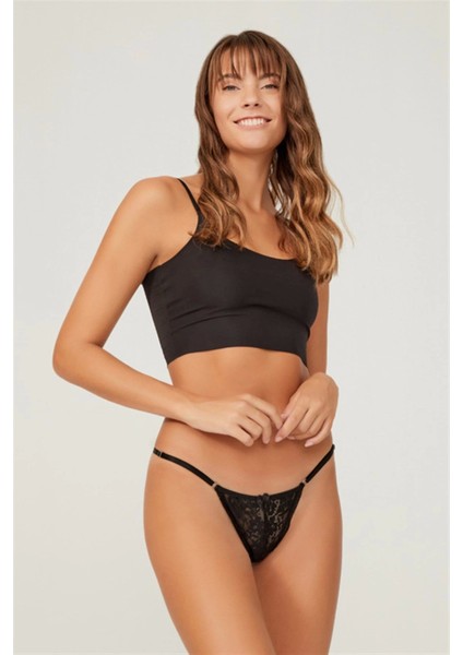Önü Dantelli Tül Detaylı Siyah Tanga Külot