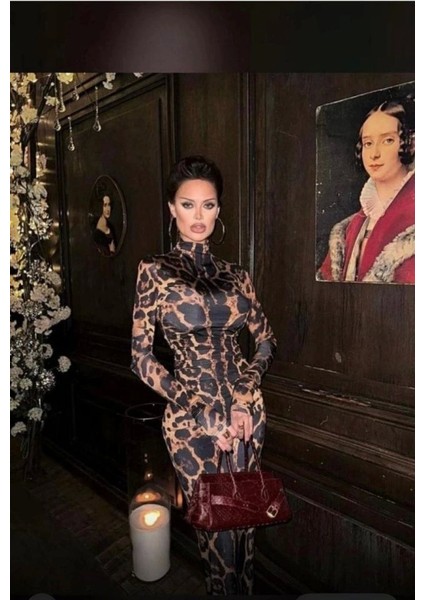 Kadın Yarım Balıkçı Yaka Uzun Kollu Leopar Baskılı Atlas Kumaş Maxi Boy Elbise modelleri