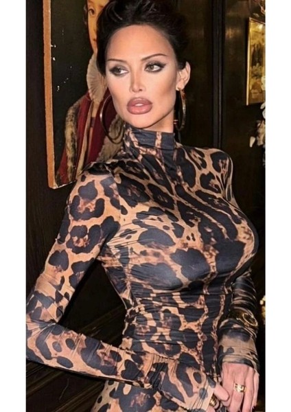 Kadın Yarım Balıkçı Yaka Uzun Kollu Leopar Baskılı Atlas Kumaş Maxi Boy Elbise fırsatları