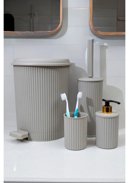 Plastik 4'lü Pedallı Banyo Seti Vizon Renk