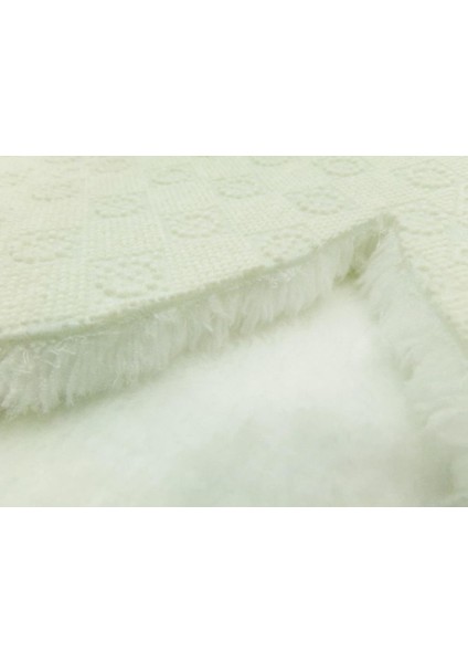 Dekoratif Beyaz Peluş Yumuşak Papatya Desen Halı fiyatları
