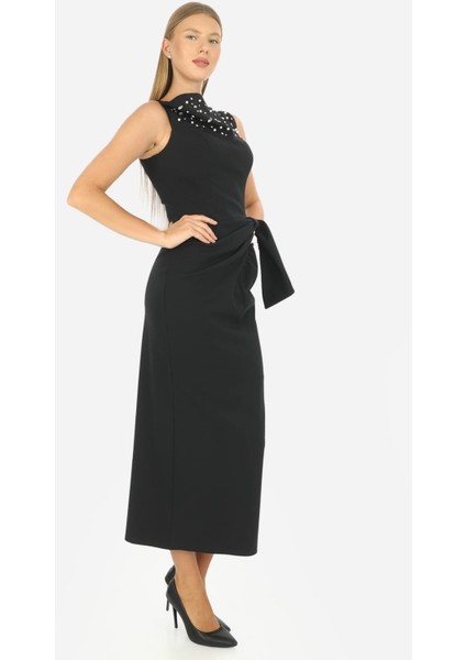 Degaje Yaka Aksesuarlı Aller Detaylı Uzun Elbise modelleri