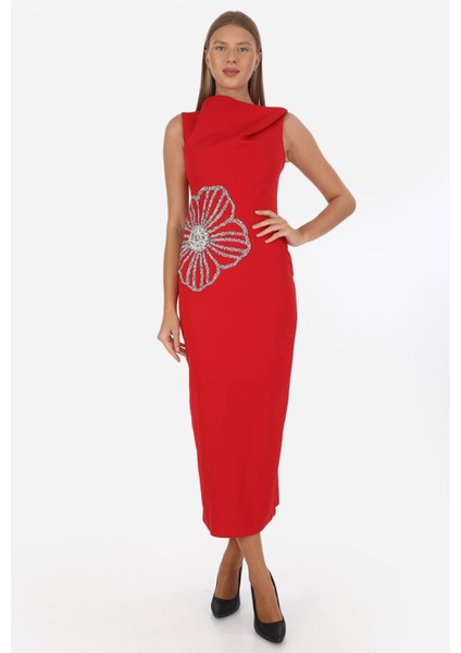 Çiçek Aksesuar Detaylı Büyük ve Küçük Beden Uzun Elbise fiyatları