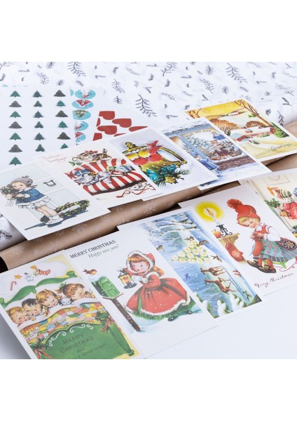 30 Parça Yılbaşı Süsü ve Hediye Sepeti (Kartpostallar Paket Kağıtları Stickerlar Pamuk Şeritler) fiyatları