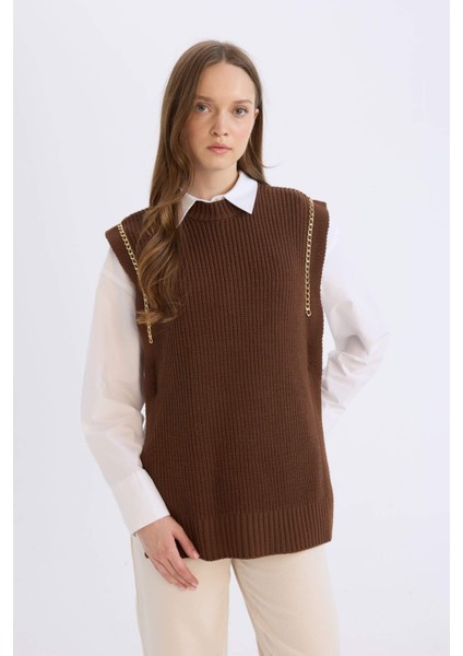 Yarım Balıkçı Yaka Basic Düz Yan Yırtmaçlı Triko Süveter D5022AX24AU fırsatları