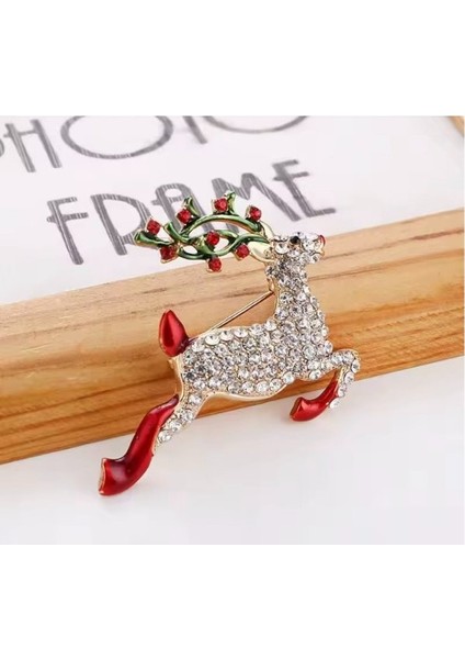 Kırmızı Detaylı Taşlı Geyik Broş fırsatları
