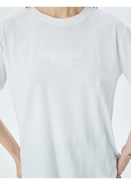 Pamuklu Bisiklet Yaka Kısa Kollu Basic T-Shirt