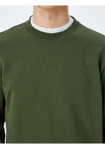 Uzun Kollu Pamuklu Dikiş Detaylı Bisiklet Yaka Sweatshirt indirimleri