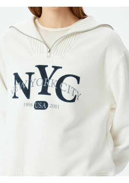 Yarım Fermuarlı Baskılı Oversize Kolej Sweatshirt