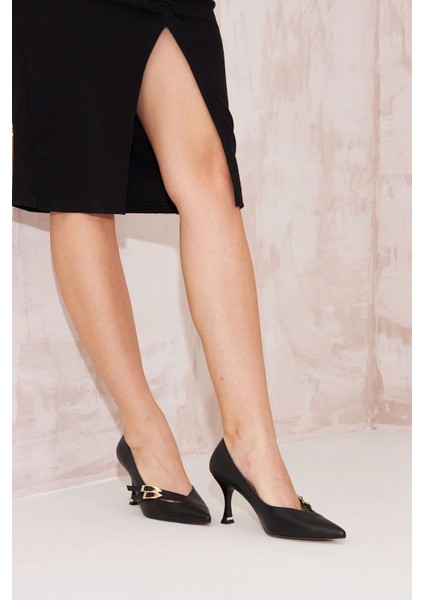 Kadın Abiye Stiletto Mat Siyah Altın Tokalı 7cm Topuklu Tam Kalıp fırsatları