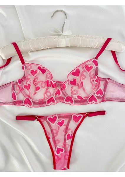 Love In The Air Pembe Fuşya Kalp Desenli Brode Iç Çamaşırı Takımı