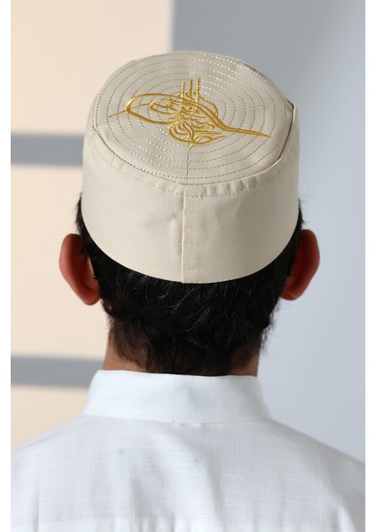 Osmanlı Tuğrası Nakışlı Kalıp Namaz Takkesi Bej fiyatları