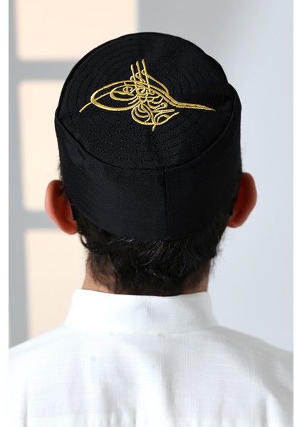 Osmanlı Tuğrası Nakışlı Kalıp Namaz Takkesi Siyah fiyatları