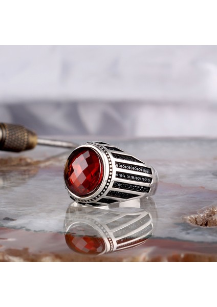 Oval Model Zirkon Taşlı 925 Ayar Gümüş Erkek Yüzük fiyatları