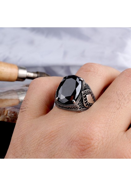 925 Ayar Gümüş Zirkon Taşlı Oval Model Erkek Yüzük modelleri