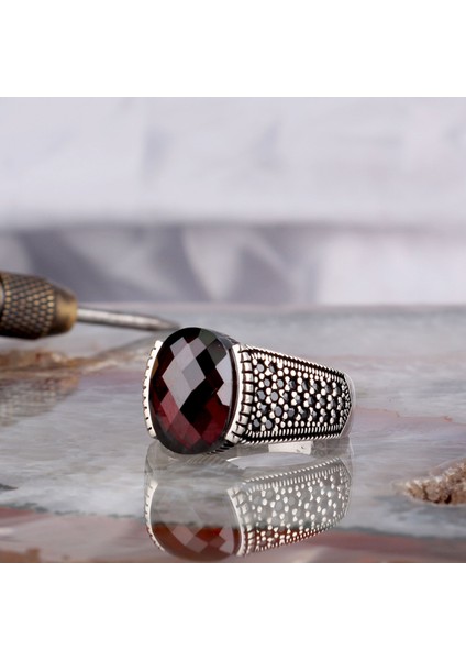 Oval Model Zirkon Taşlı 925 Ayar Gümüş Yüzük fiyatları