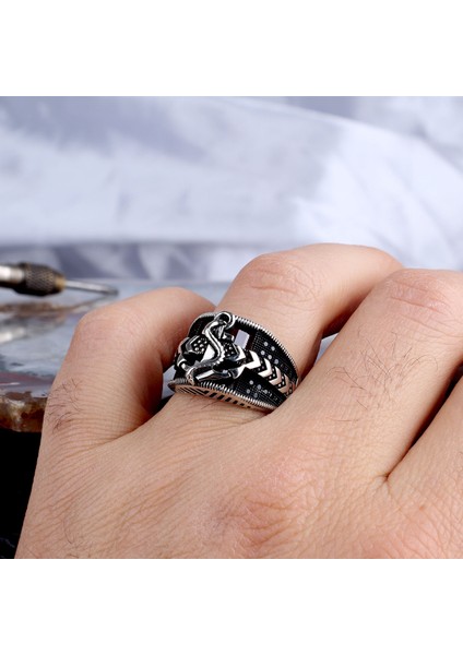 Deniz Çapası Model Kırmızı Zirkon Taşlı Gümüş Yüzük modelleri