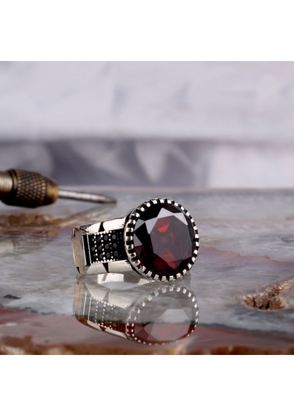 Zirkon Taşlı Oval Model 925 Ayar Gümüş Erkek Yüzük