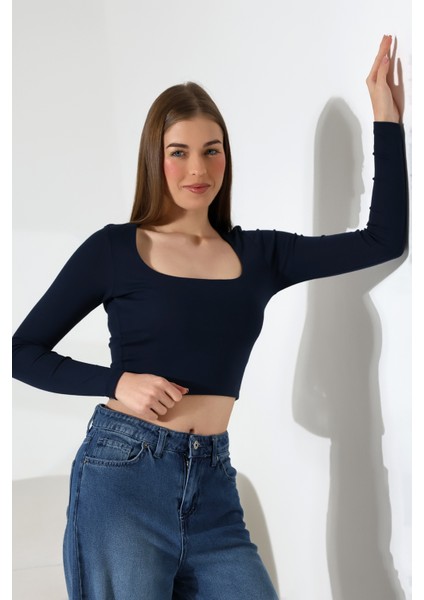Kare Yaka Penye Kompakt Esnek Kumaş Uzun Kol Bluz 21650 Lacivert fiyatları