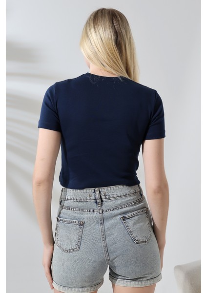Pamuklu Kompakt Penye Ribana Bisiklet Yaka Crop T-Shirt 21560 Lacivert fırsatları