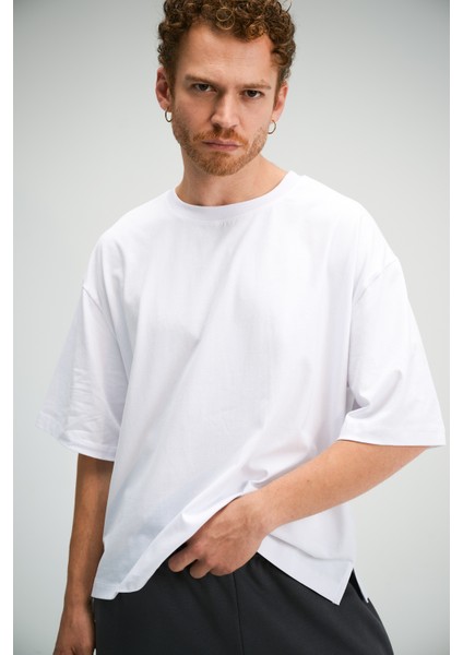Erkek Oversize Beyaz T-Shirt fiyatları