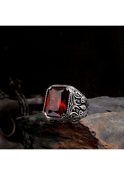 925 Ayar Gümüş Kırmızı Renk Zirkon Taşlı Model Erkek Yüzük fiyatları
