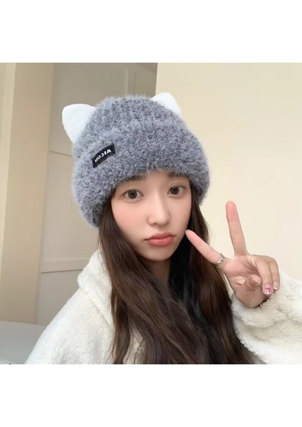 Kadınlar Için Sevimli Kedi Kulakları Örme Şapka Sonbahar ve Kış Peluş Bere Mektup Yama Basit ve Çok Yönlü Soğuk Koruma Kulak Koruması (Yurt Dışından)