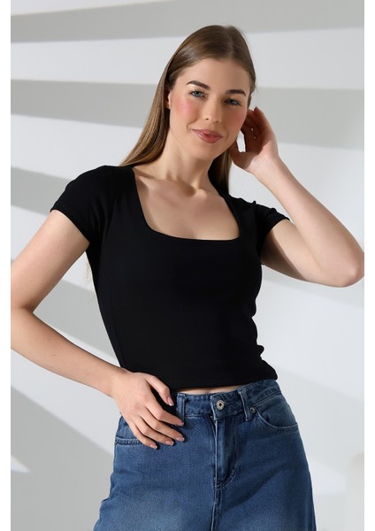 Kare Yaka Likralı Ribana Kumaş Kadın T-Shirt 21804 Siyah