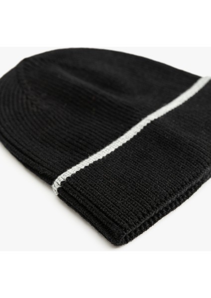 Örgü Bere Katlamalı Çok Renkli Çizgi Detaylı modelleri